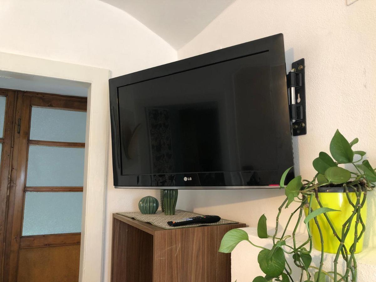Casa Di Aristide Apartment Erba Luaran gambar